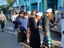 Polisi Kawal Kegiatan Pawai Karnaval Yayasan Al-Ahyar NW Bagik Polak Desa Bagik Polak Barat